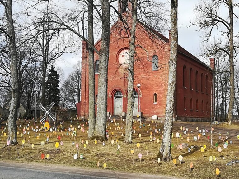 Daugiausia butaforinių margučių