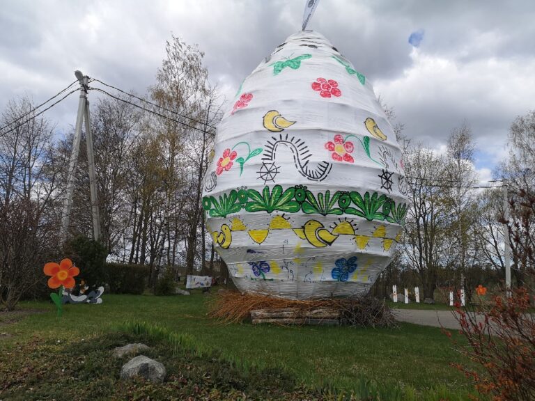 Didžiausias butaforinis margutis Mažeikių rajone